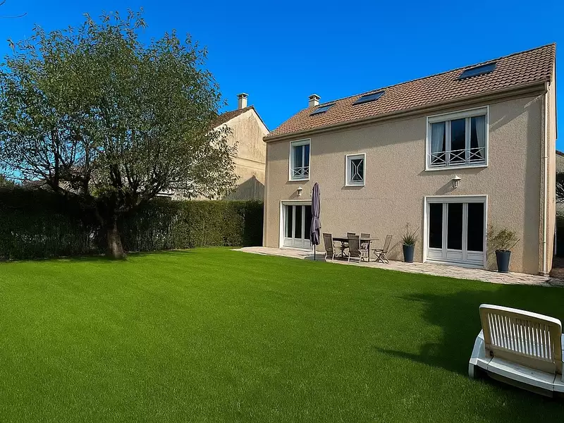 Maison, 172 m²