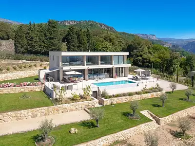 Maison, 560 m²