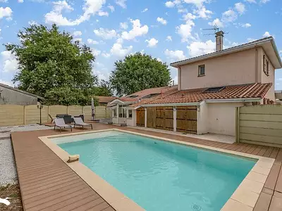 Maison, 180 m²