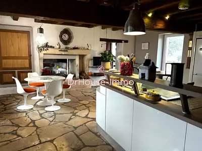 Maison, 347 m²
