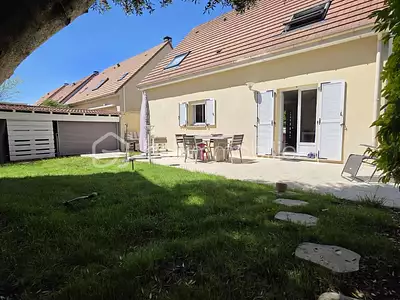 Maison, 111 m²