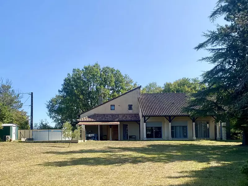 Maison, 157 m²