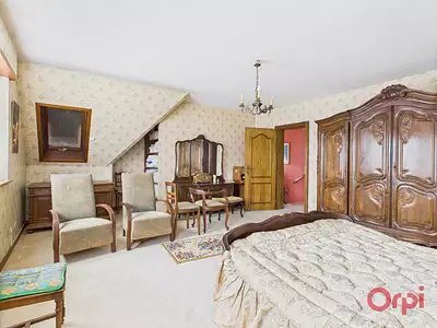 Maison, 215 m²