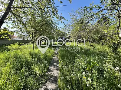 Terrain, 710 m²