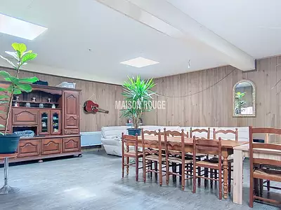 Maison, 225 m²