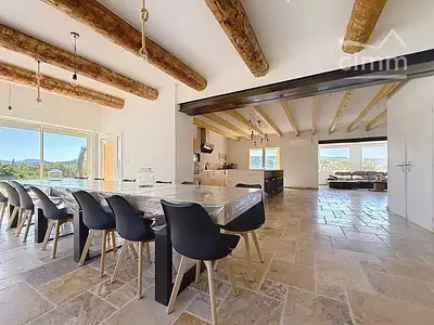 Maison, 280 m²