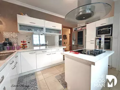 Maison, 160 m²