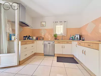 Maison, 121 m²