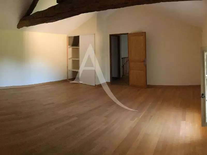 Maison, 176 m²