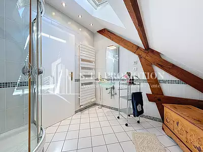 Maison, 203 m²