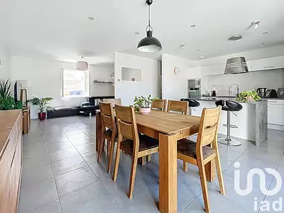 Maison, 111 m²