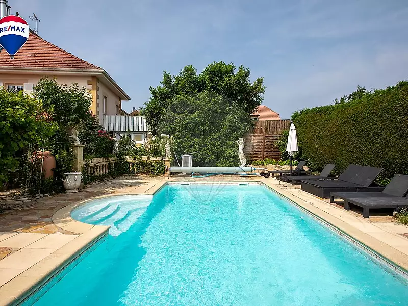 Maison, 306 m²