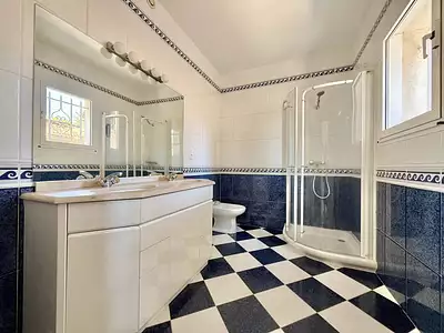 Maison, 180 m²