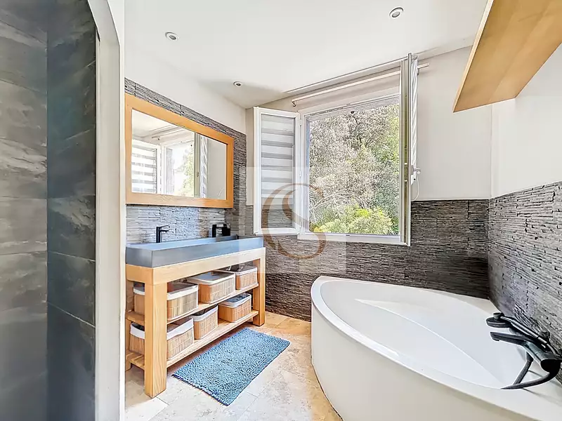 Maison, 142 m²
