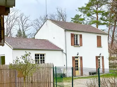 Maison, 2 409 m²
