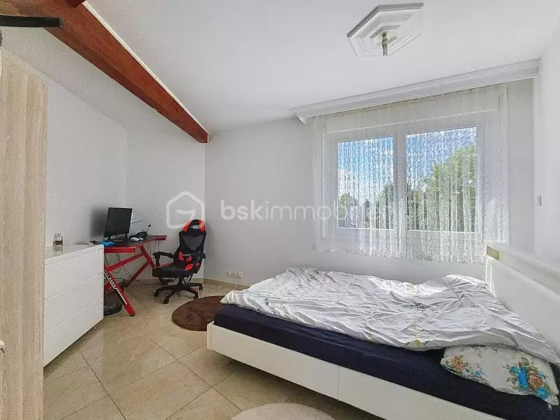 Maison, 280 m²