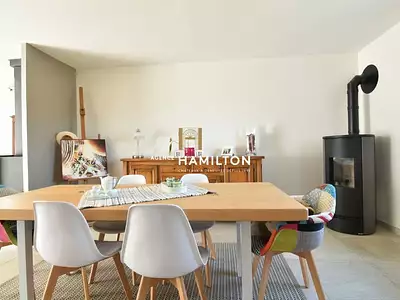 Maison, 167 m²