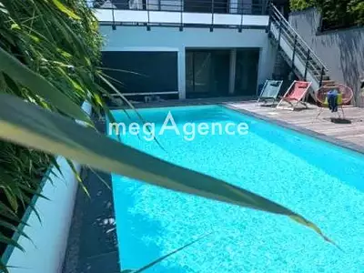 Maison, 220 m²