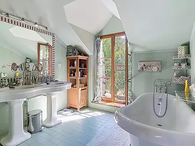 Maison, 370,93 m²