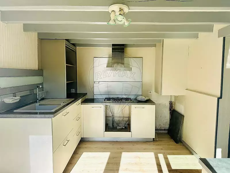 Maison, 230 m²