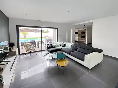 Maison, 165 m²