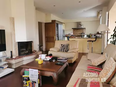 Maison, 228 m²