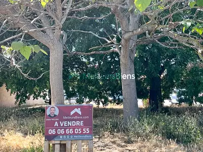 Terrain, 400 m²