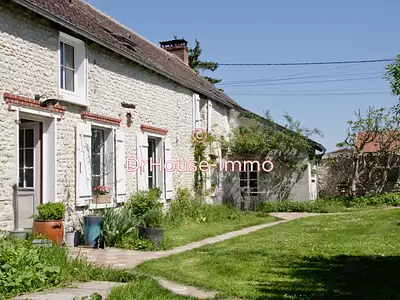 Maison, 225 m²