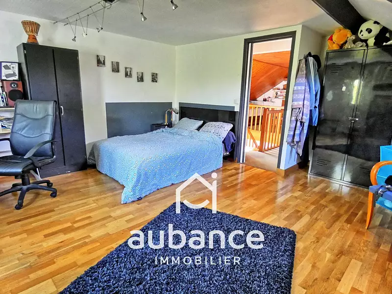 Maison, 220 m²