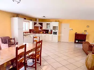 Maison, 140 m²