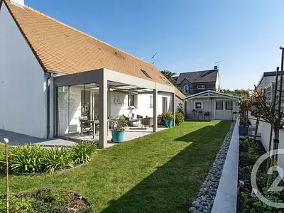 Maison, 170 m²