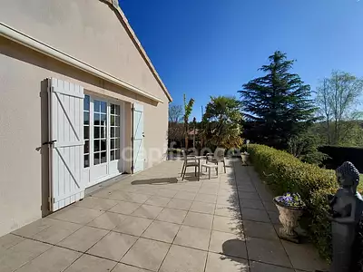 Maison, 295 m²
