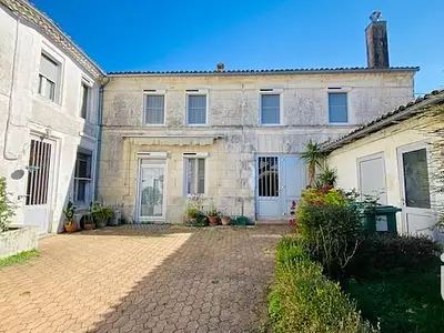 Maison, 321 m²