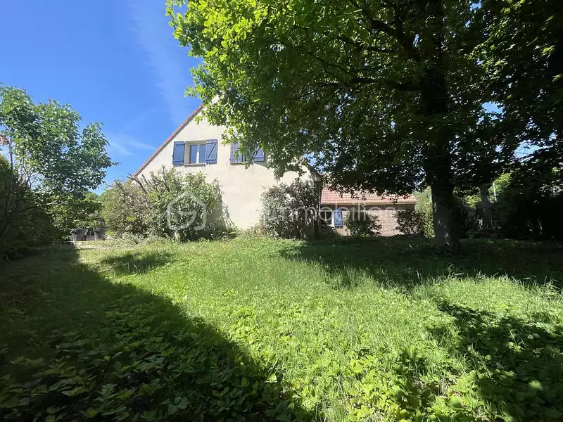Maison, 220 m²