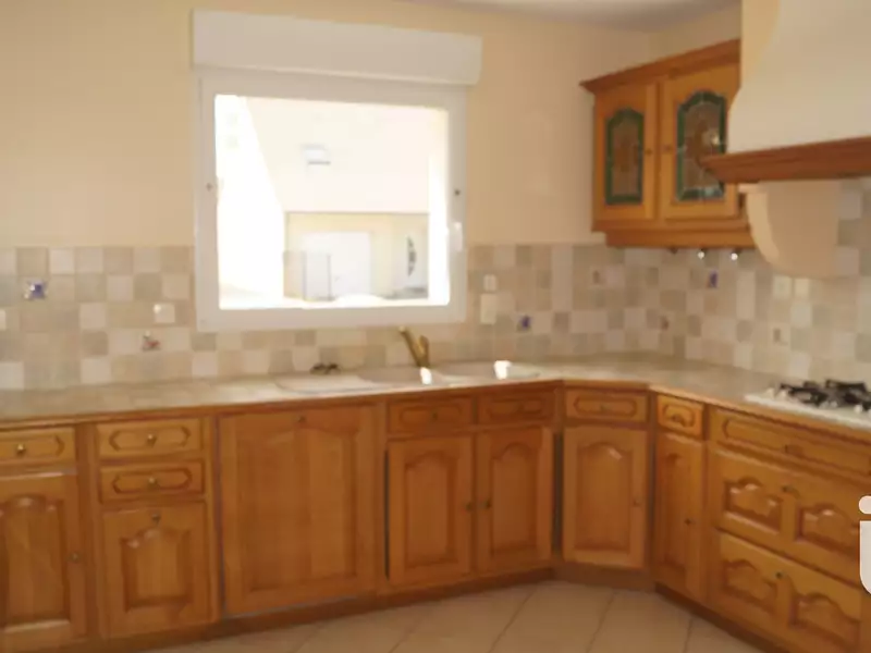 Maison, 176 m²