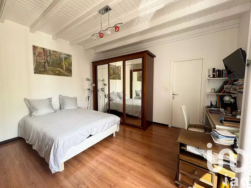 Maison, 244 m²