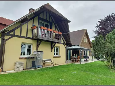 Maison, 236 m²