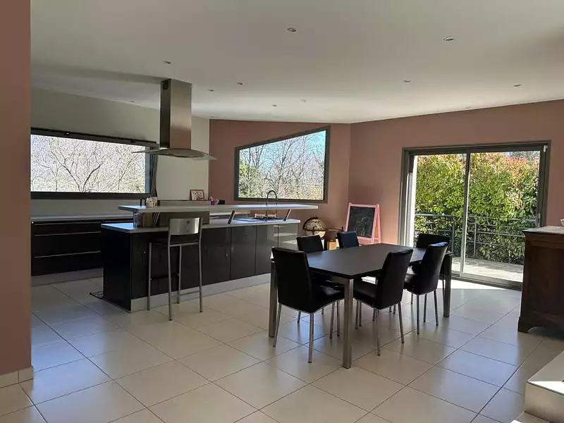 Maison, 187 m²