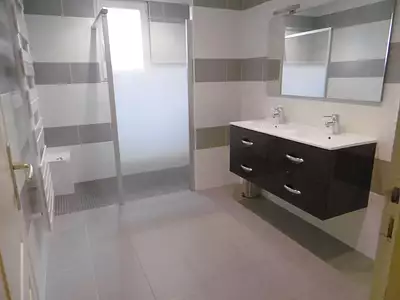 Maison, 204 m²