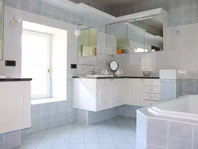 Maison, 237 m²