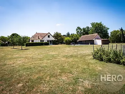 Maison, 345 m²