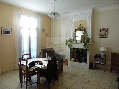 Immeuble, 254 m²