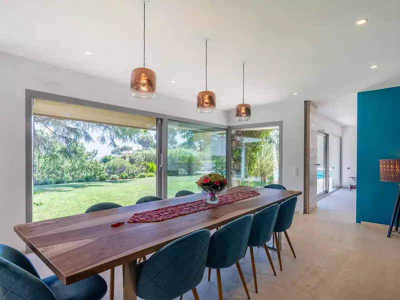 Maison, 235 m²