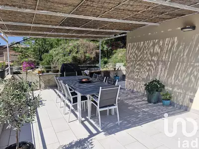 Maison, 233 m²