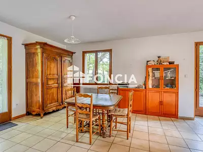 Maison, 94 m²