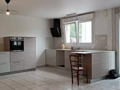 Maison, 94 m²