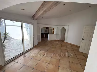 Maison, 111 m²