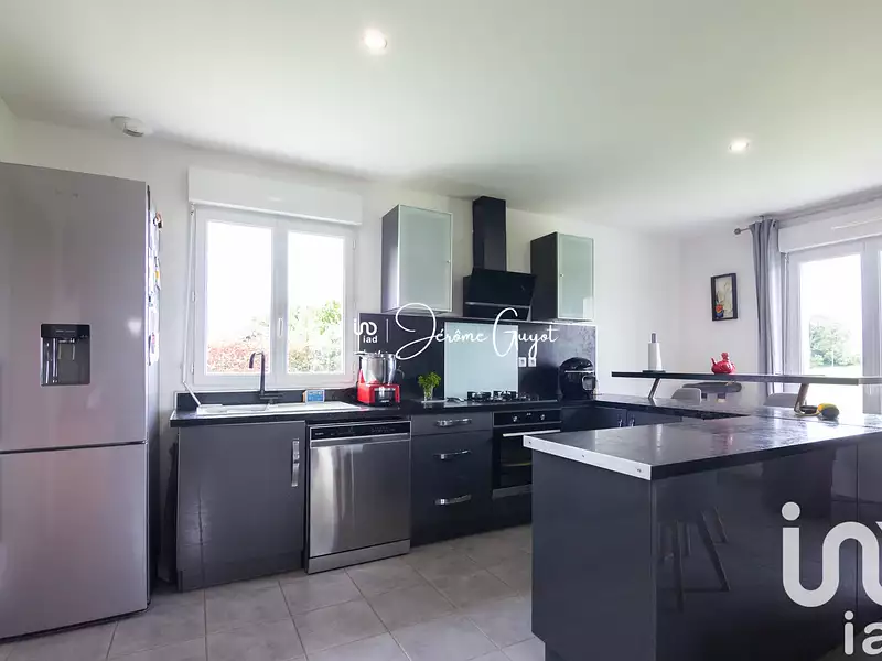 Maison, 145 m²