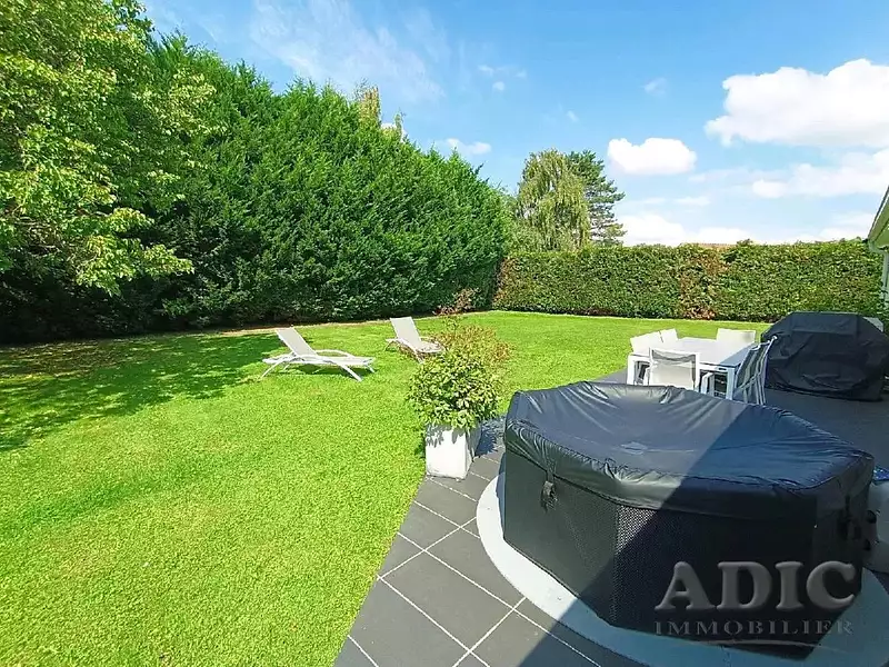 Maison, 185 m²