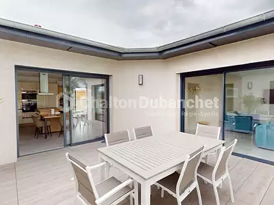 Maison, 146 m²